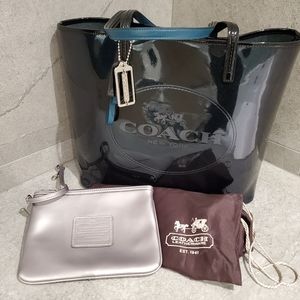 Coach Metro Large Style Tote *includes Wristlet